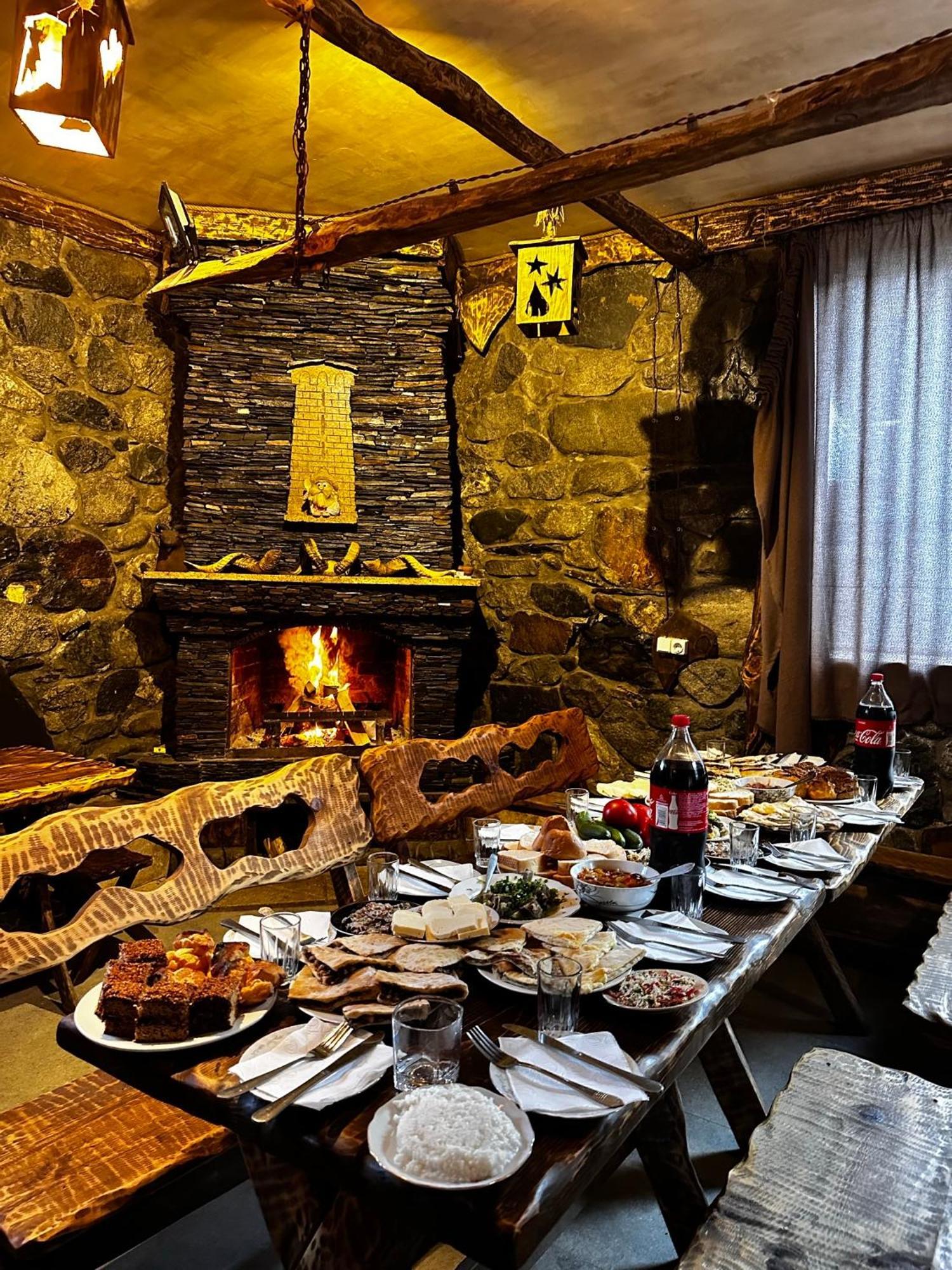Eliso'S Guesthouse Местія Екстер'єр фото