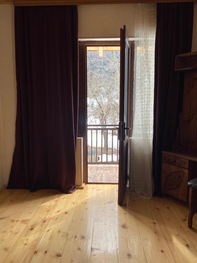 Eliso'S Guesthouse Местія Екстер'єр фото
